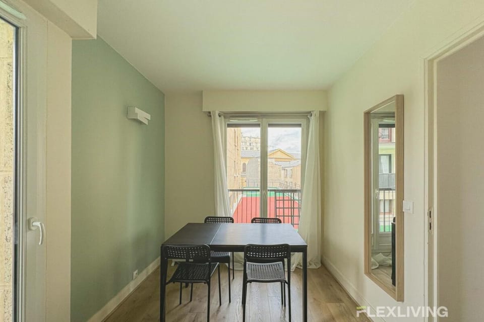 Flexliving - room - Croix Nivert House in Paris