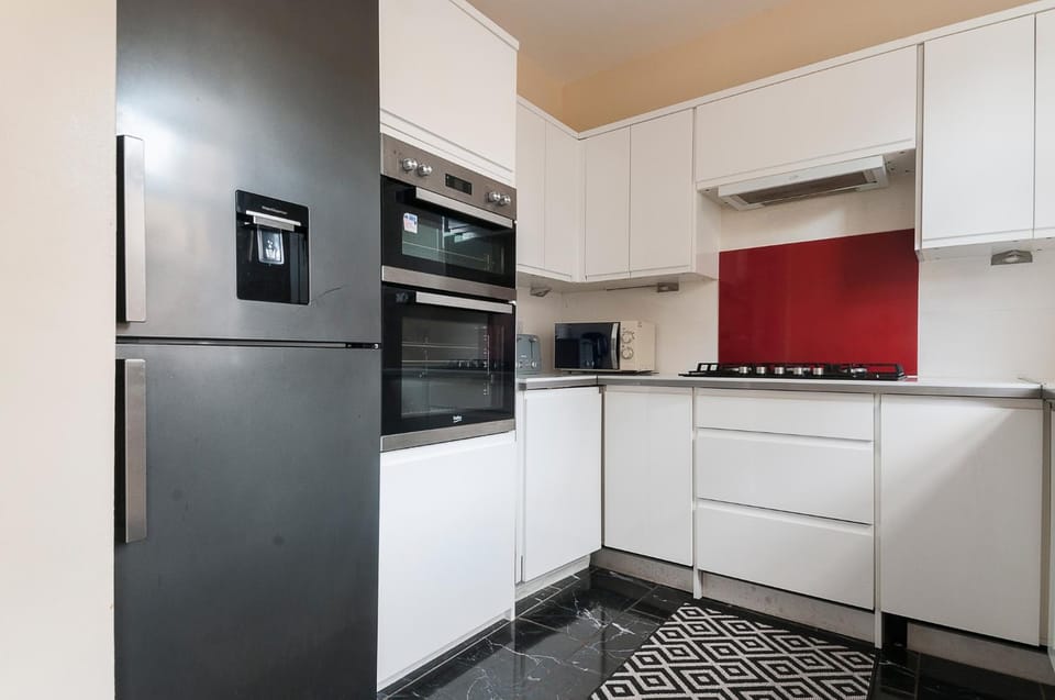 Kitchen or kitchenette, oven, stove
