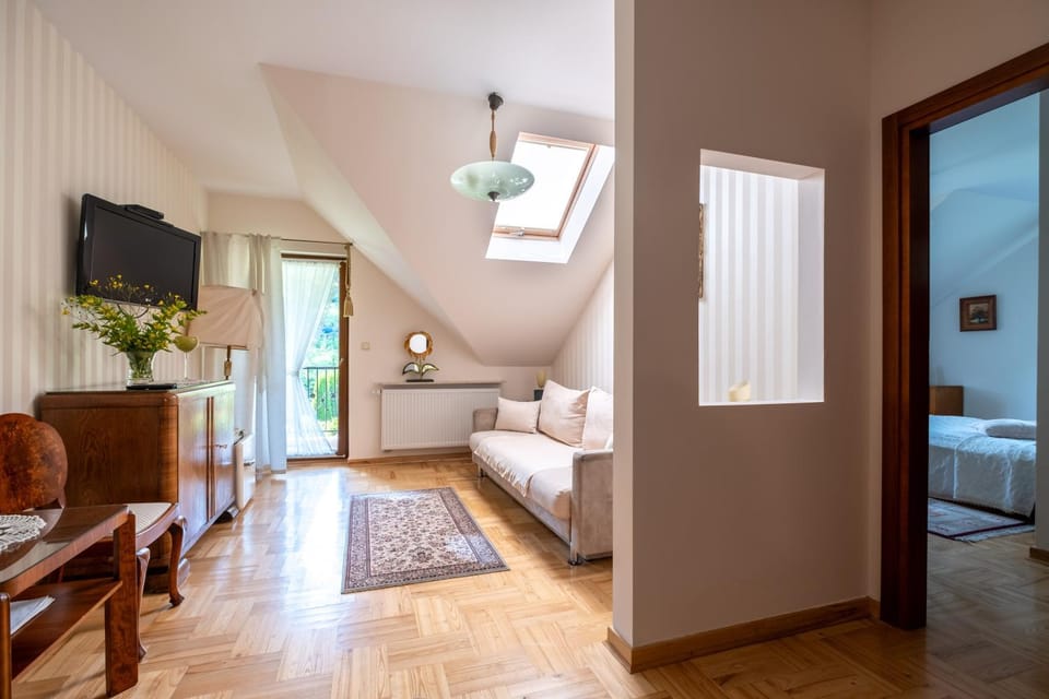 Dworek Wadera Bed and Breakfast in Slovakia