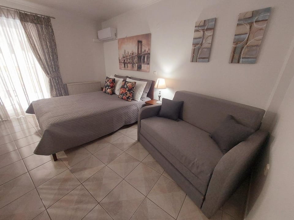 Eleni's Apartments Igoumenitsa - Γκαρσονιέρα ισoγείου επιπλωμένη, εξοπλισμένη Apartment in Peloponnese, Western Greece and the Ionian