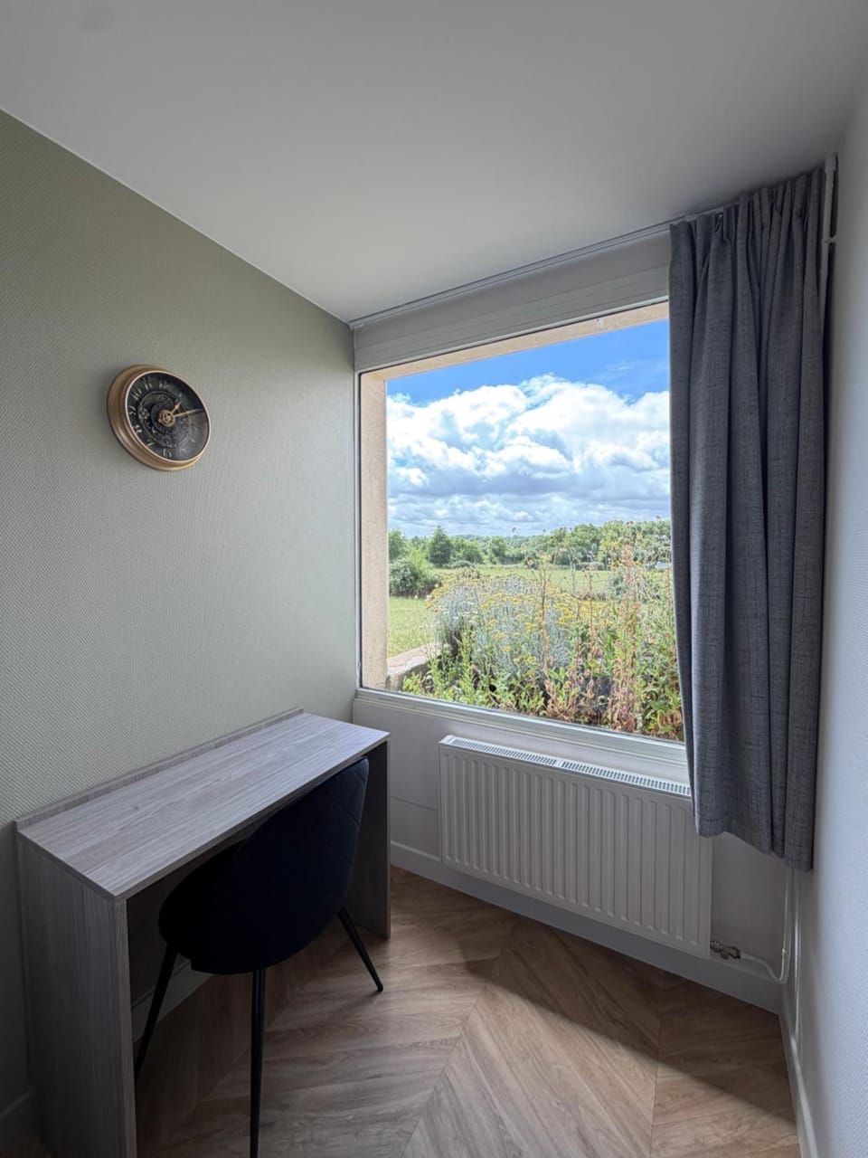 Seating area, Garden view