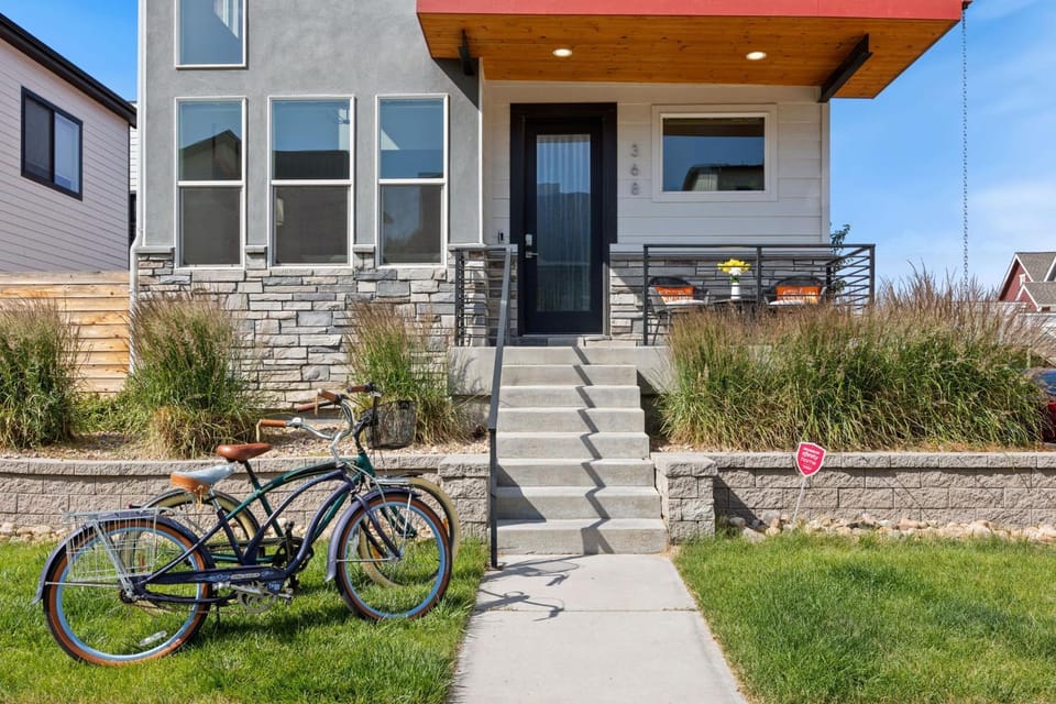 Upbeat Retreat - Enjoy Bikes, Brews and Mtn Peaks! House in Fort Collins
