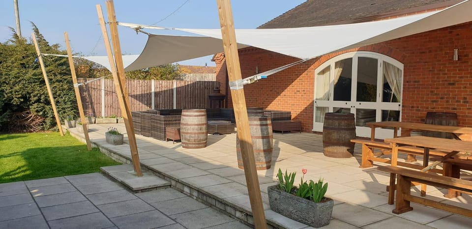 Garden, Balcony/Terrace