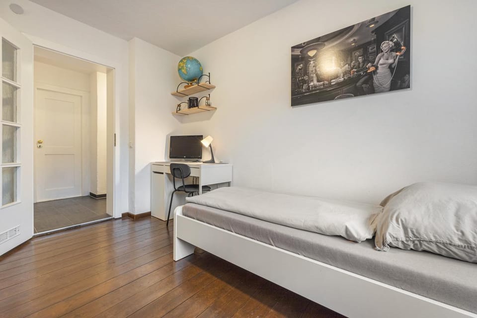 Property building, Living room, Bedroom
