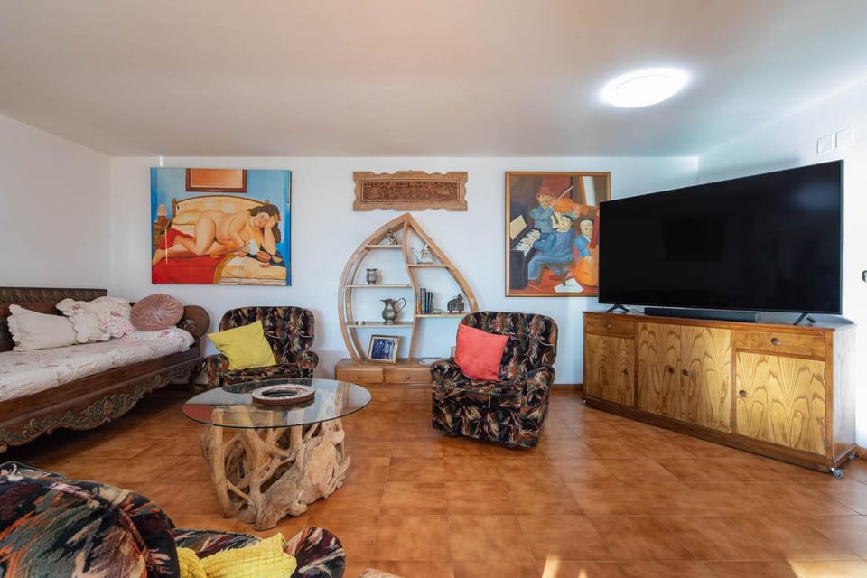 Property building, Living room