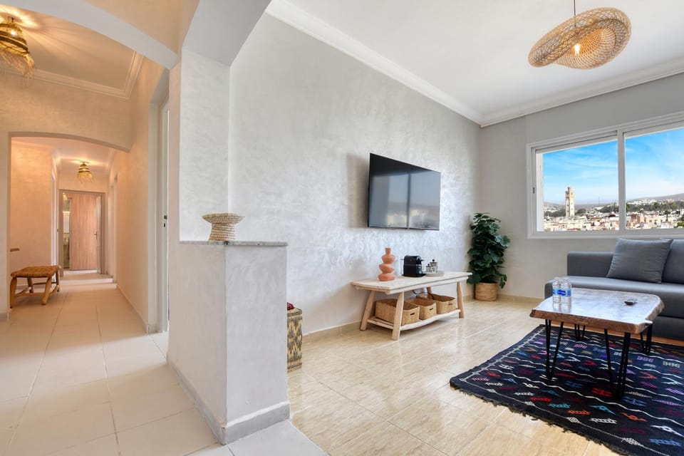 Communal lounge/ TV room, TV and multimedia, Living room