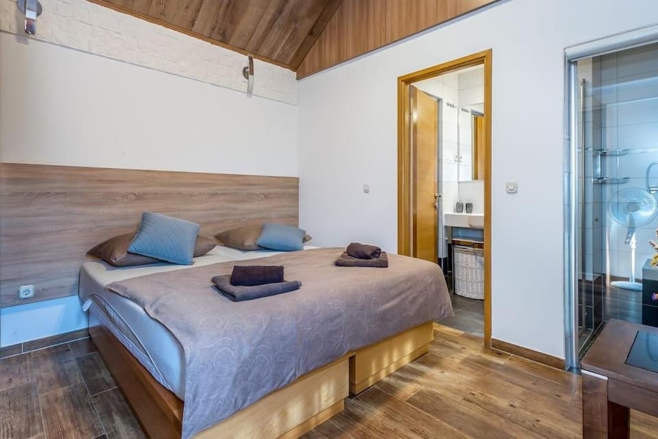 Horse House Ivinj Villa in Tisno