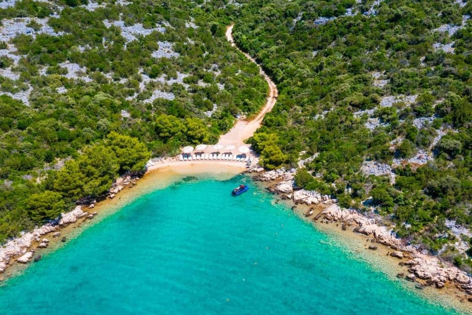 Horse House Ivinj Villa in Tisno