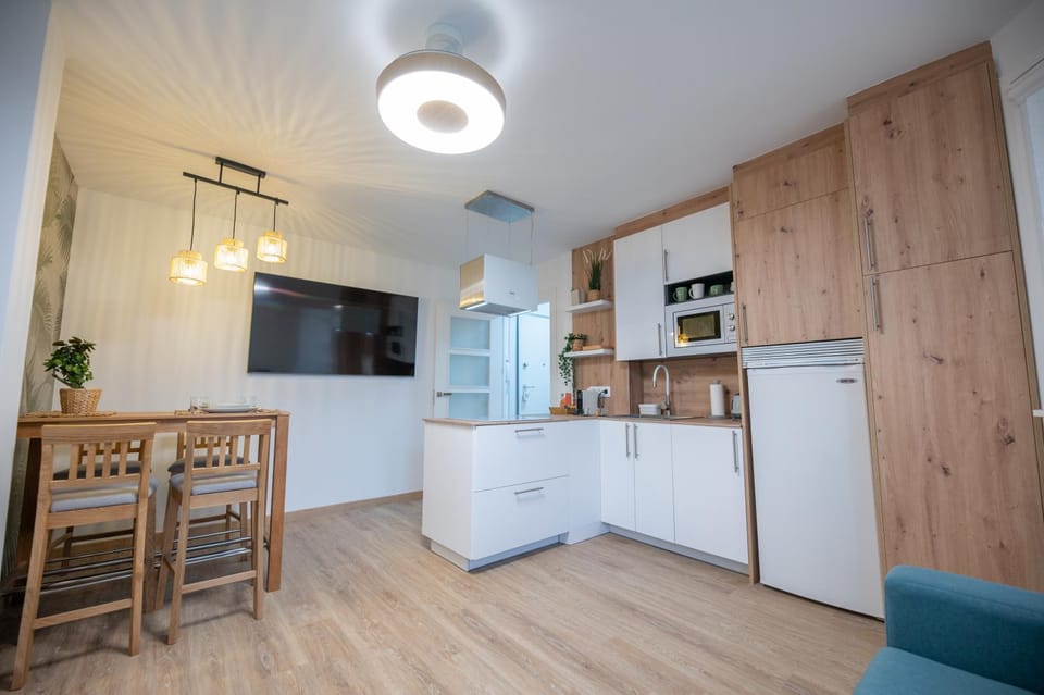 TV and multimedia, Kitchen or kitchenette, Dining area