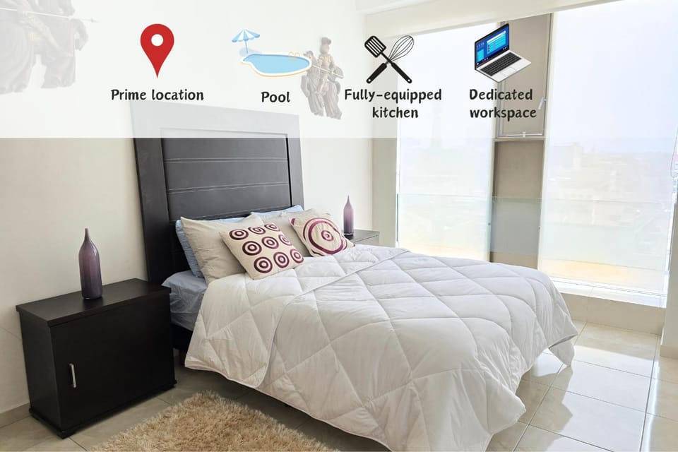 Steps to Palacio de Bellas Artes, Pool, Gym Apartment in Mexico City