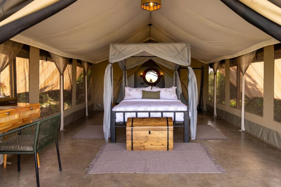 Kampasi Olmoingo Camp Luxury tent in Kenya