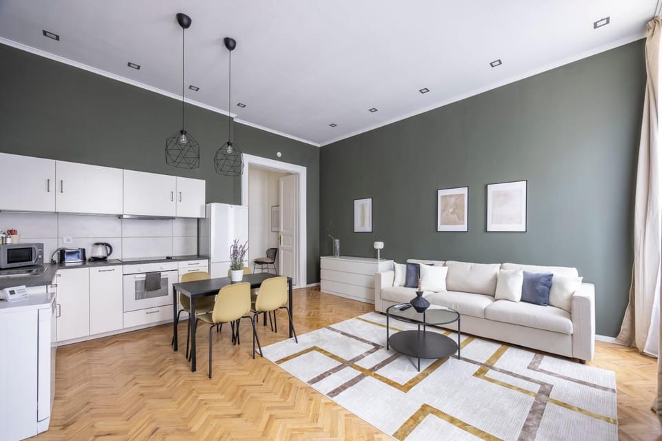 Kitchen or kitchenette, Living room, Seating area, Dining area, dishwasher, oven, stove, toaster