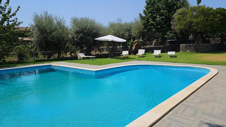 Garden, Swimming pool