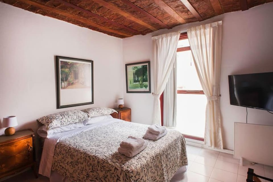 TV and multimedia, Bedroom