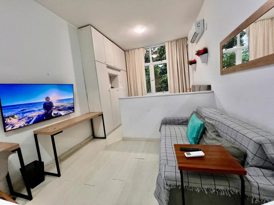 Communal lounge/ TV room, Seating area, Dining area