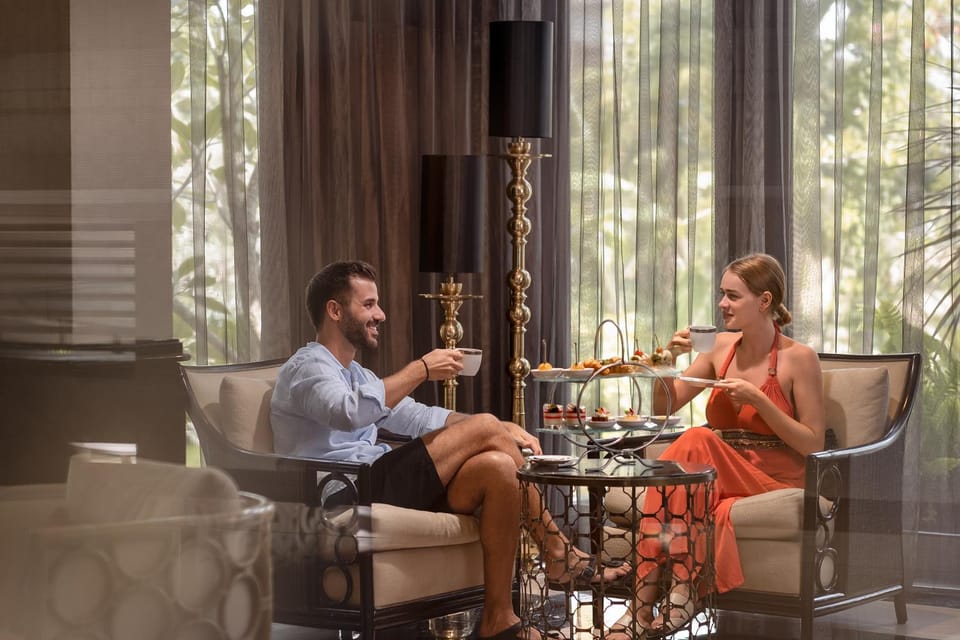 Restaurant/places to eat, Lounge or bar, Guests