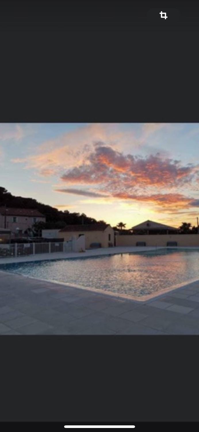 Mobil home locazur83 Campground/ 
RV Resort in Roquebrune-sur-Argens