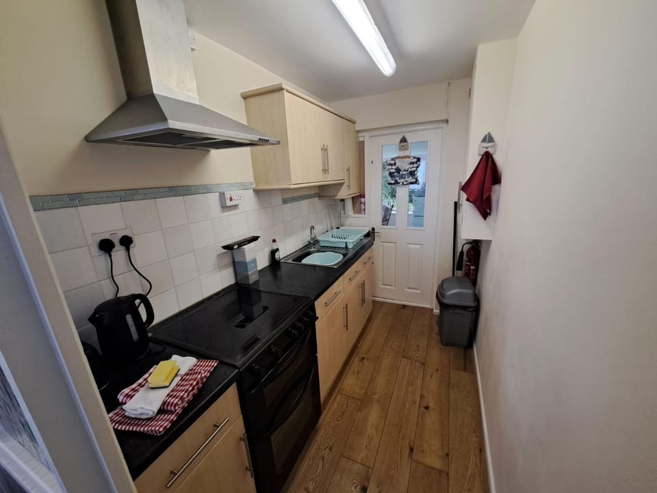 Property building, Kitchen or kitchenette, Breakfast, pet friendly, stove