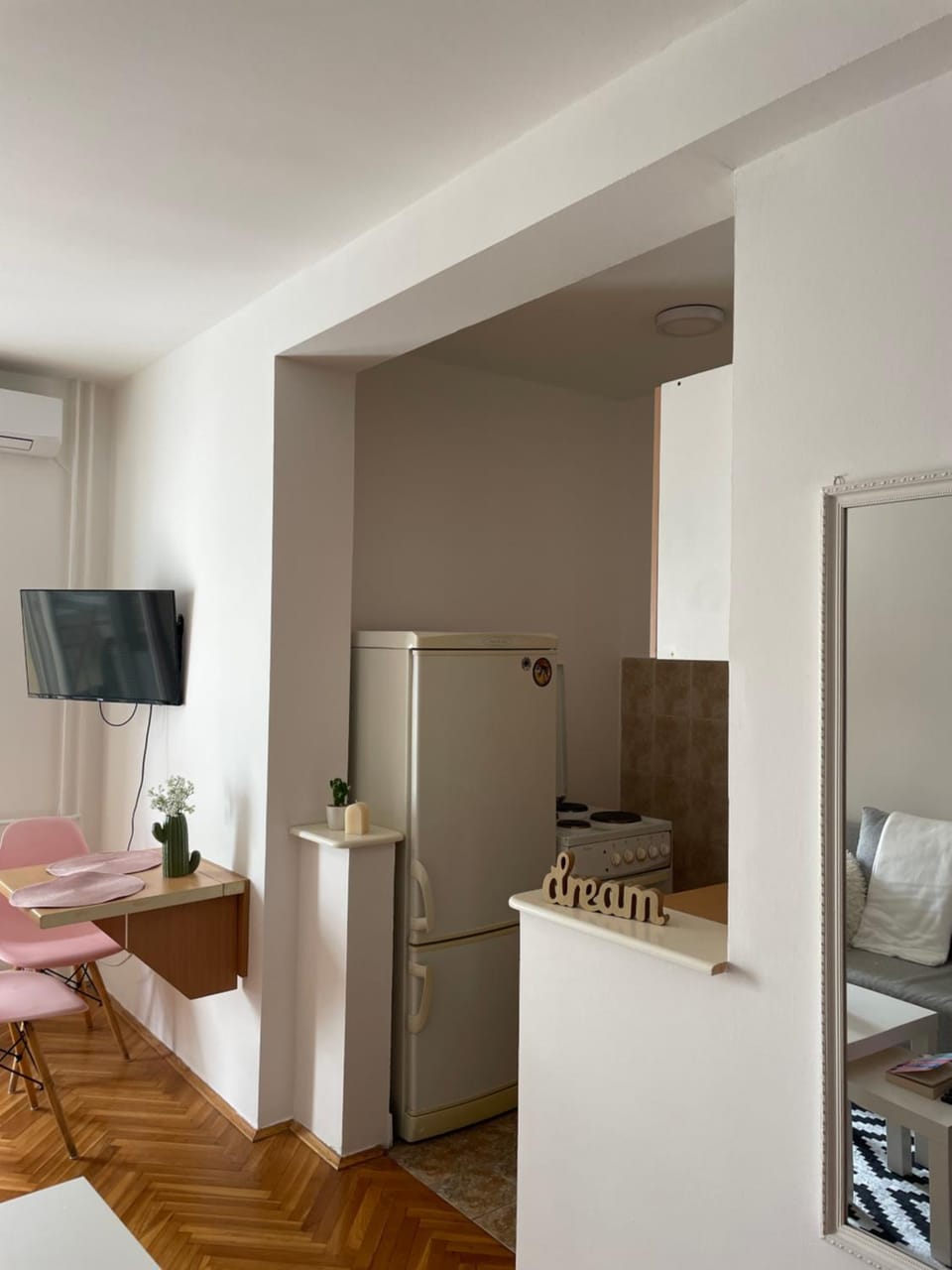 Apartman Lola Apartment in Novi Sad