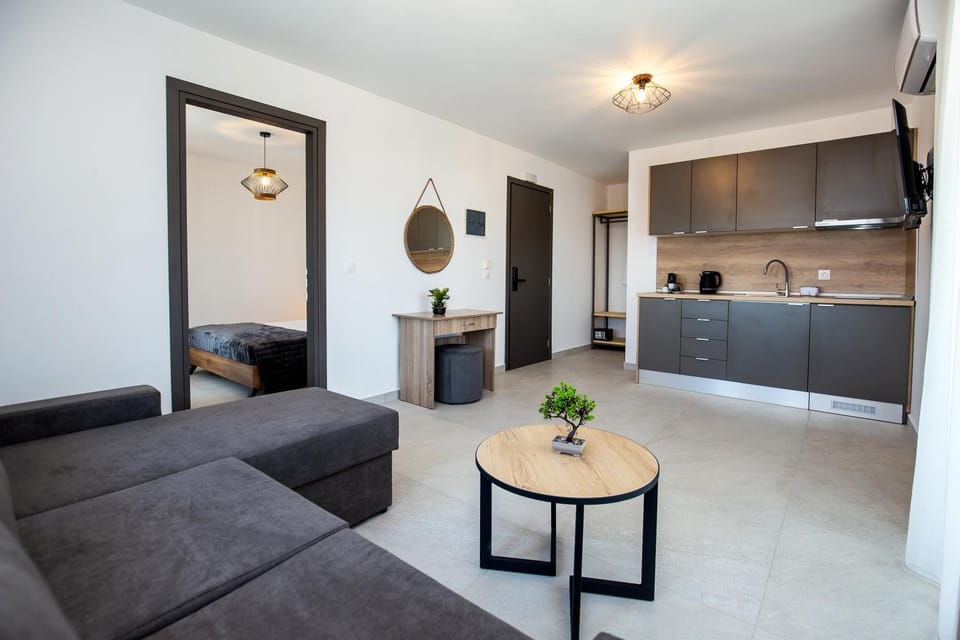 Kitchen or kitchenette, Living room, Seating area