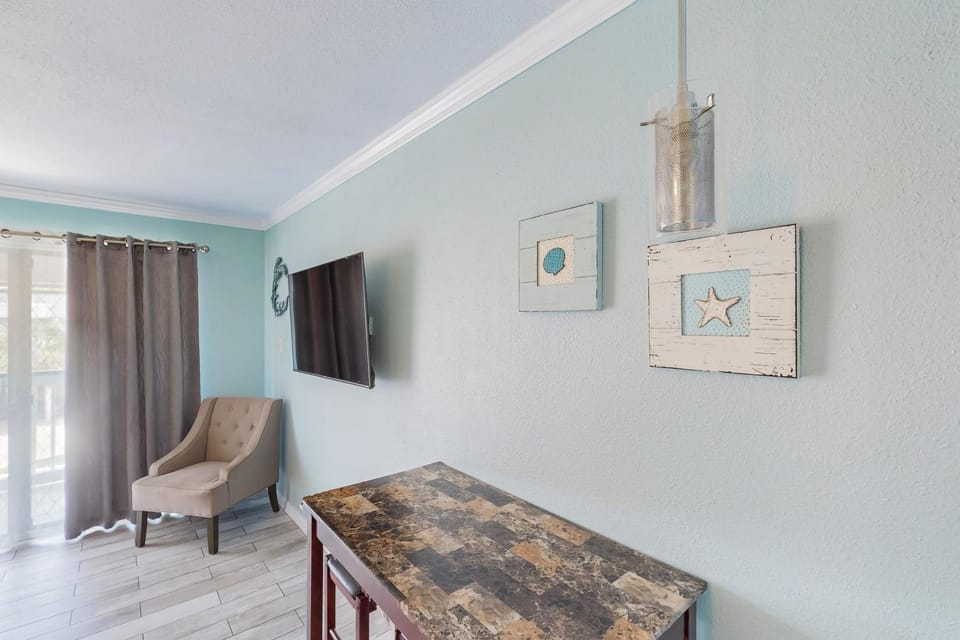 Seawall Getaway Apartment in Galveston Island
