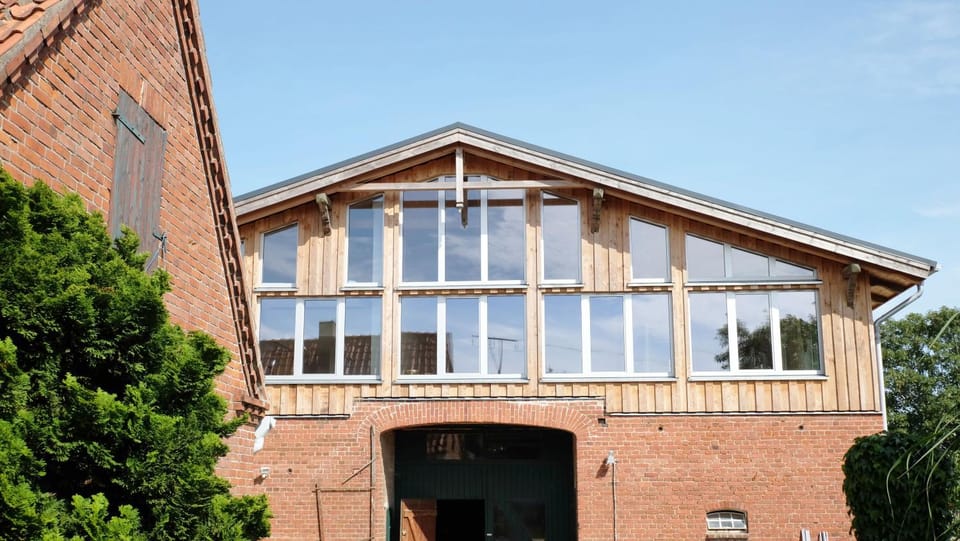 Property building, Day
