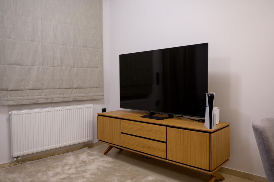 TV and multimedia, Evening entertainment