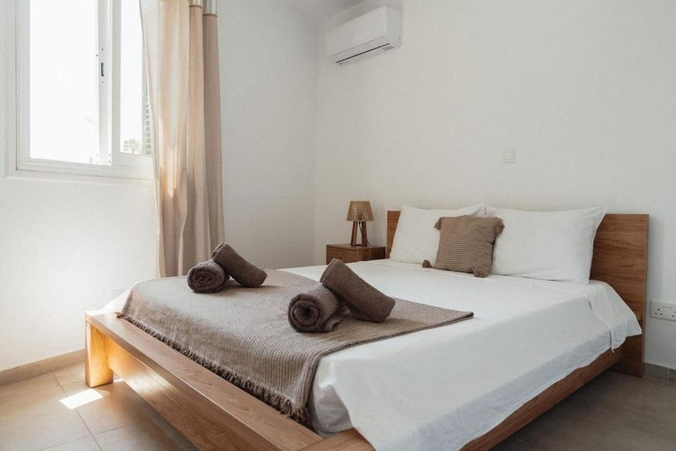 Luxury two bed Kato Pafos flat Apartment in Paphos