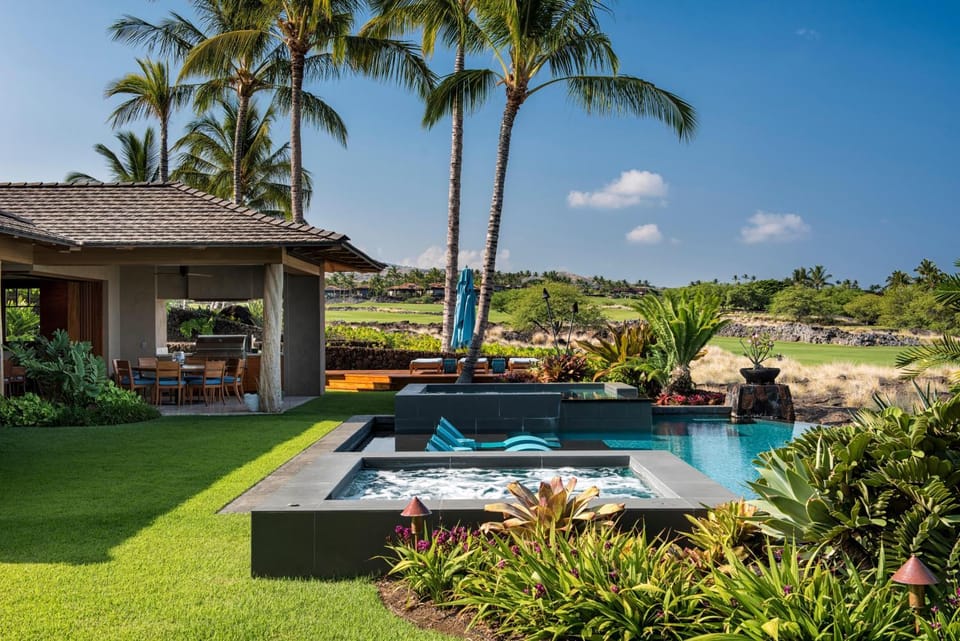 Hale Kahikole House in Kailua-Kona