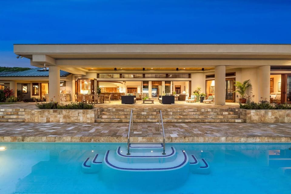 Lokahi Orchards House in Honalo