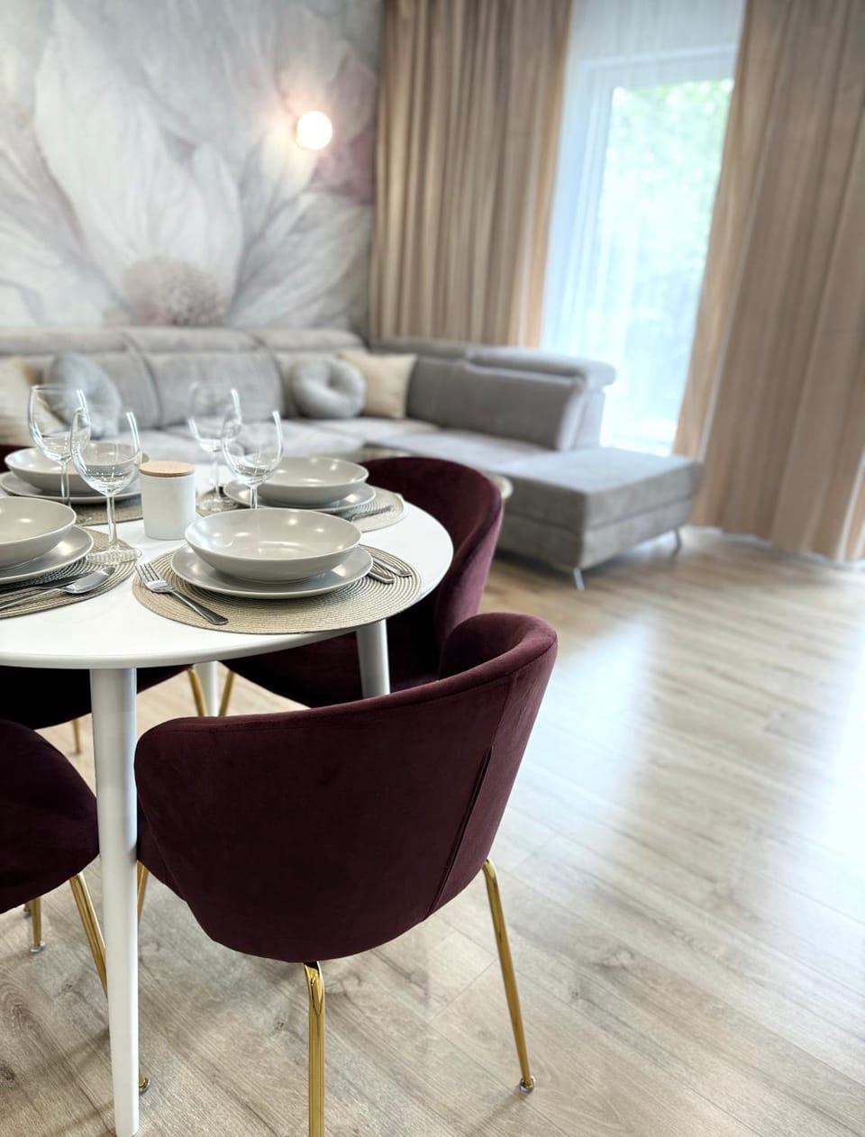 Living room, Dining area