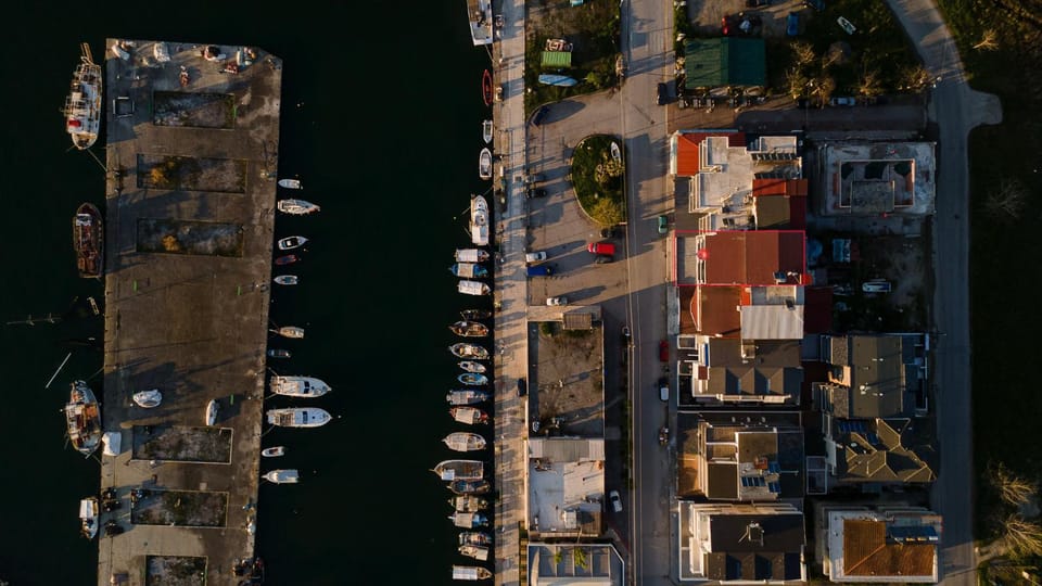 Property building, Neighbourhood, Natural landscape, Bird's eye view, Location