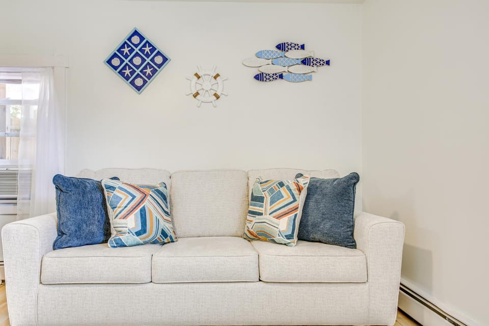Walk to Beach: Somers Point Apartment! Apartment in Somers Point