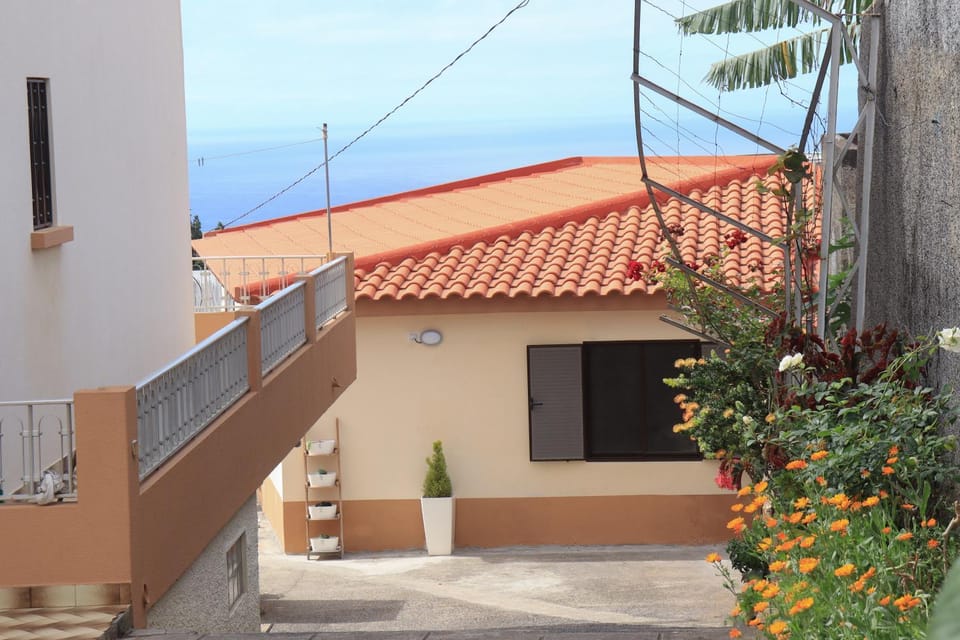 Property building, Off site, Natural landscape, View (from property/room), Sea view
