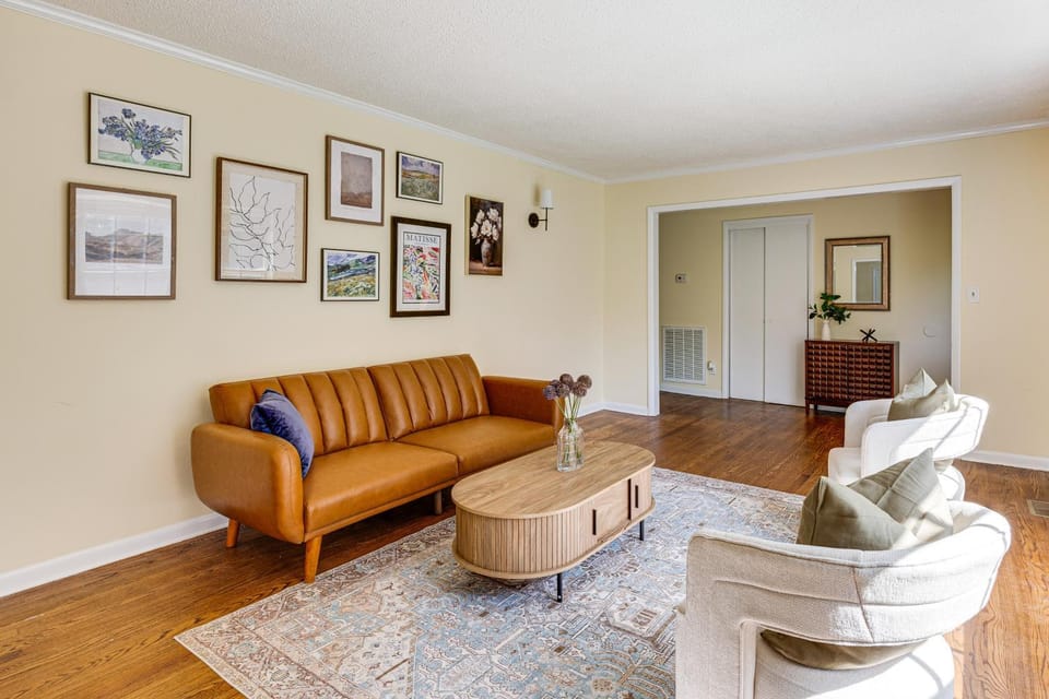 Spacious Yard! Family-Friendly Huntsville Home House in Huntsville