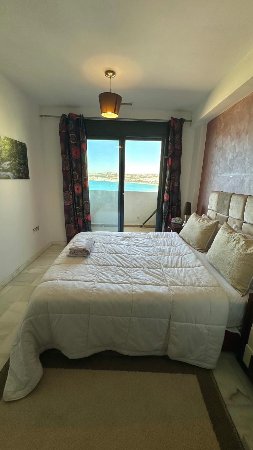 Bed, Natural landscape, Photo of the whole room, Bedroom, Sea view, towels