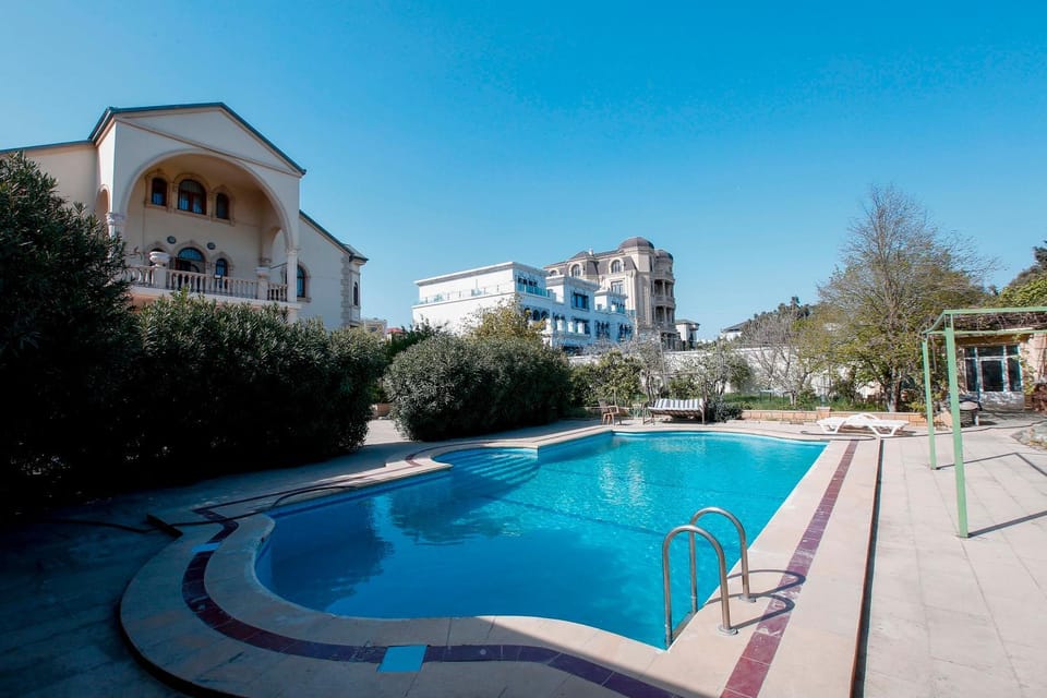 Pool view, Swimming pool