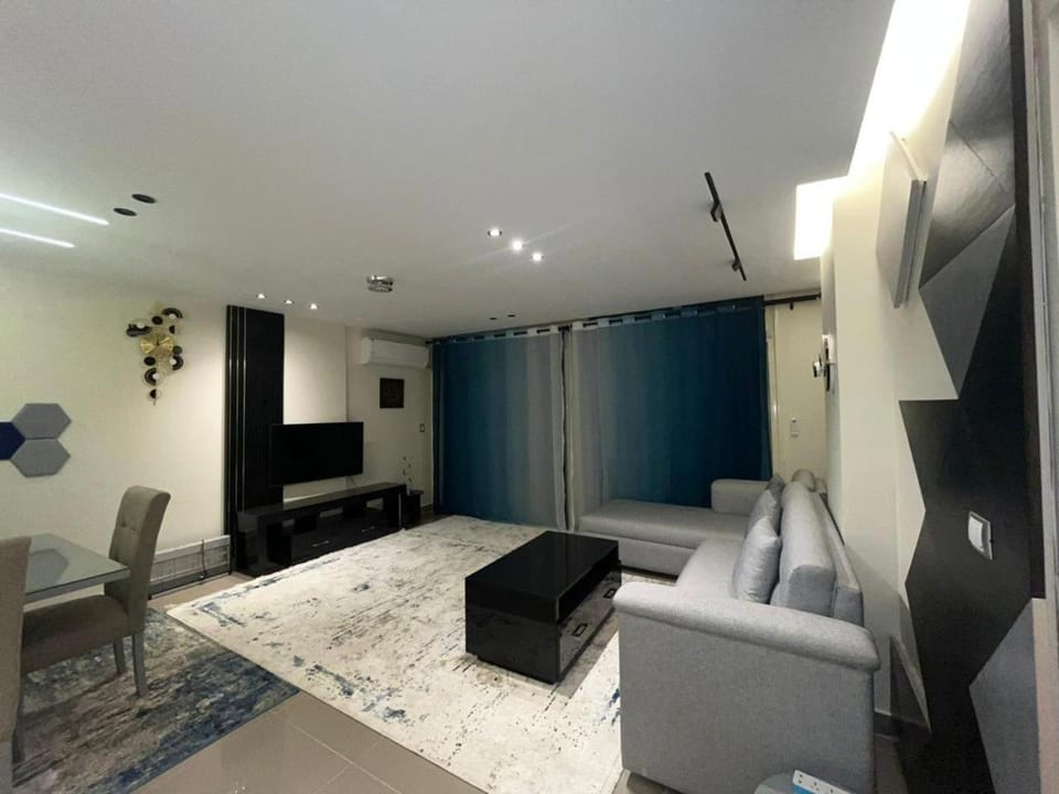 Communal lounge/ TV room, Evening entertainment