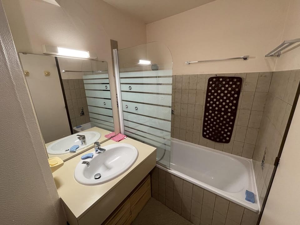 Studio confortable au pied des pistes, Le Lioran - FR-1-787-40 Apartment in Auvergne-Rhône-Alpes