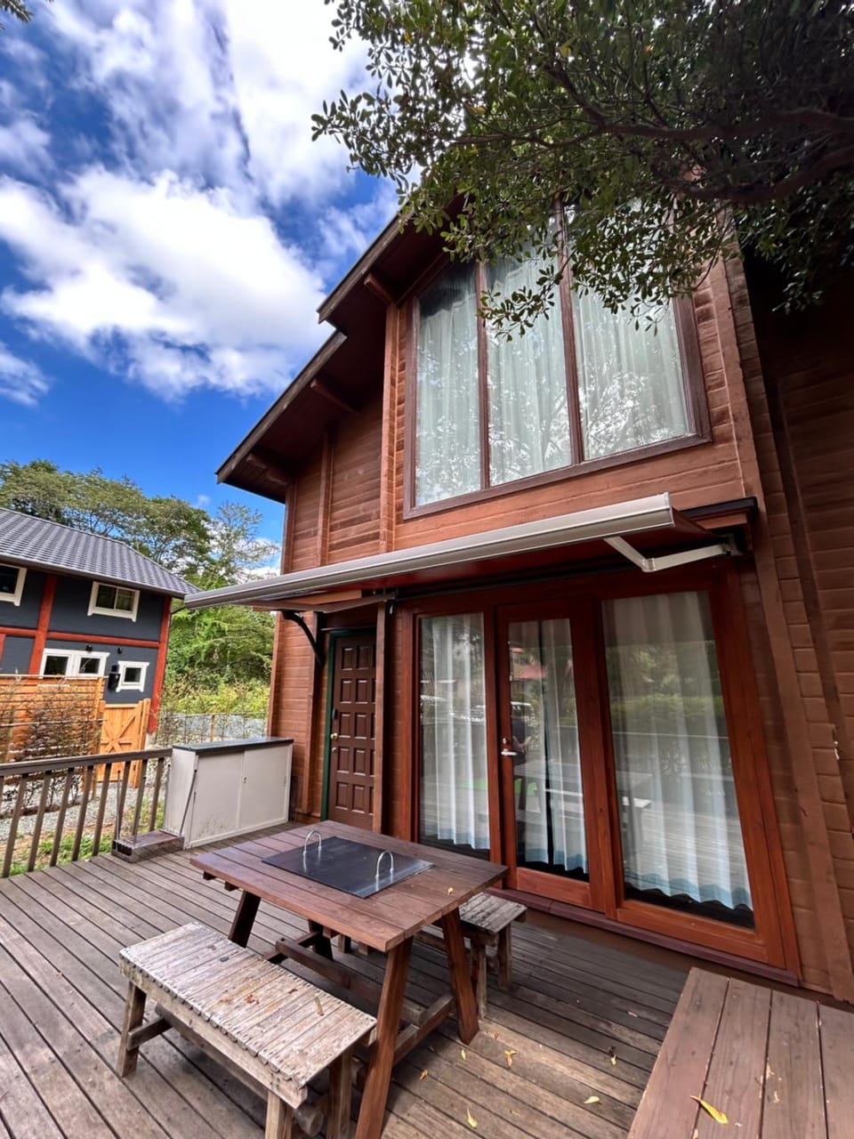 Property building, Balcony/Terrace
