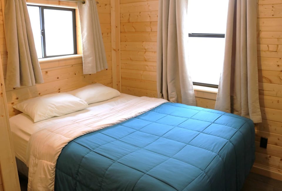 Bed, Day, Bedroom