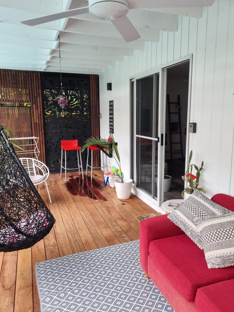 Tranquil Beach Getaway Apartment in Coolum Beach