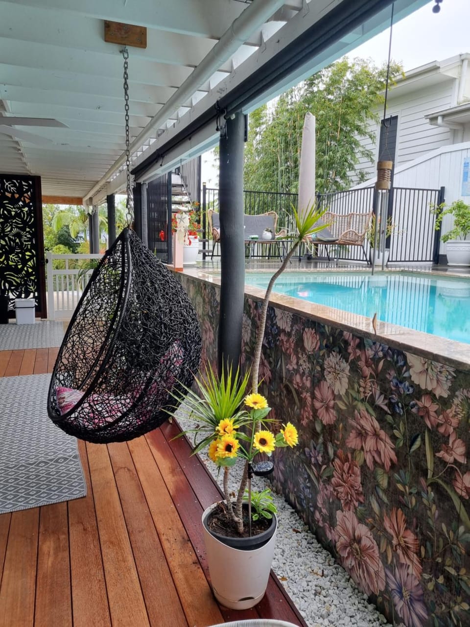 Tranquil Beach Getaway Apartment in Coolum Beach