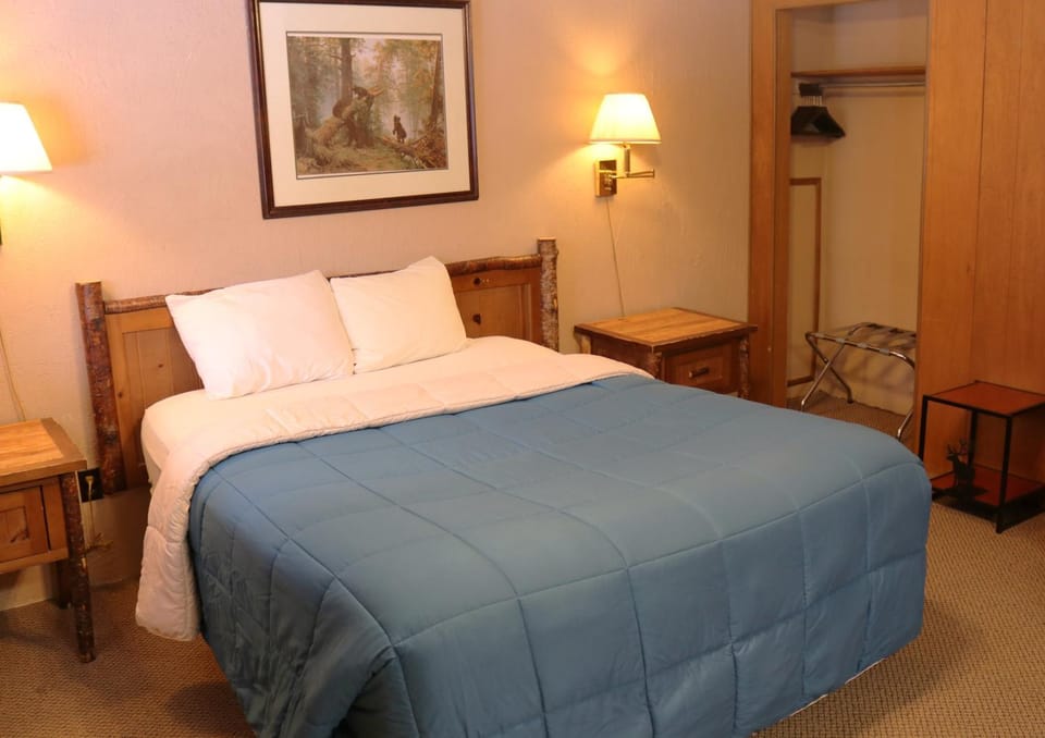 Bed, Bedroom, furniture, wardrobe