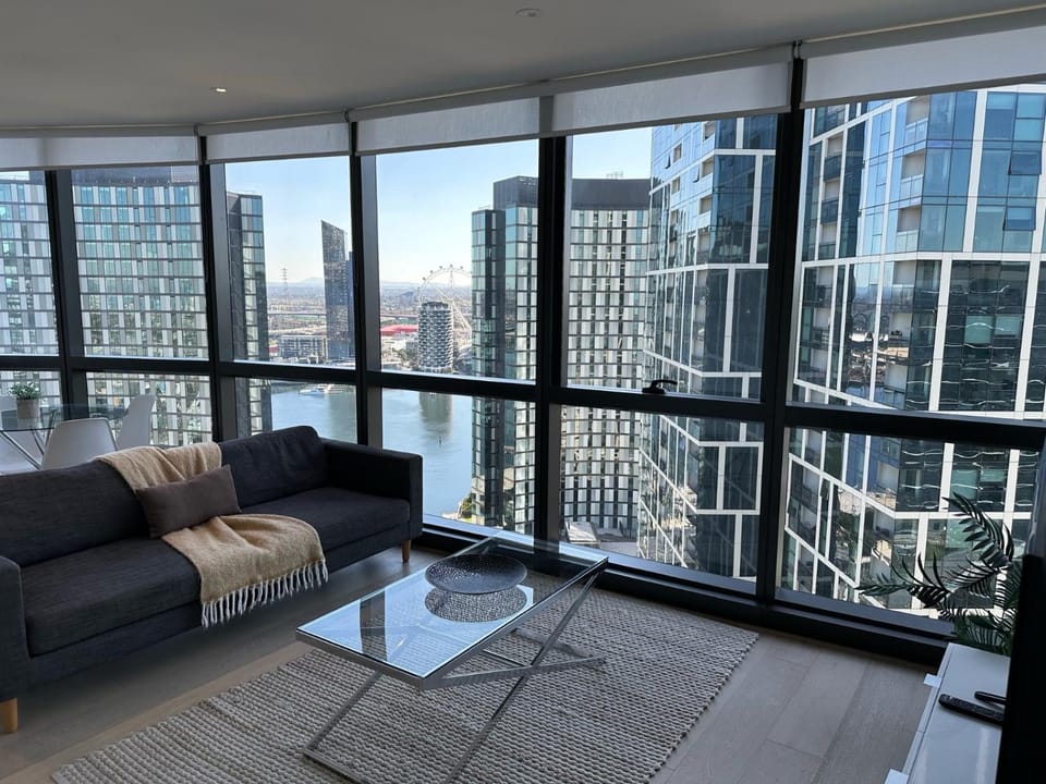 Wyndel Apartments Two Bedroom Mel883Col2610N Apartment in Melbourne