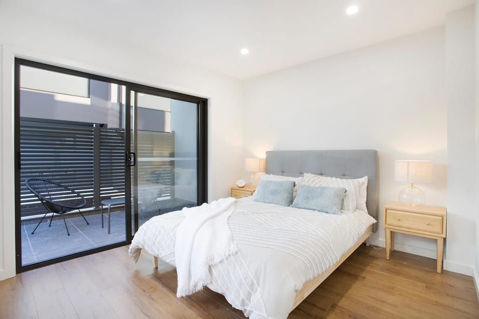 Bed, Balcony/Terrace, Balcony/Terrace, Bedroom