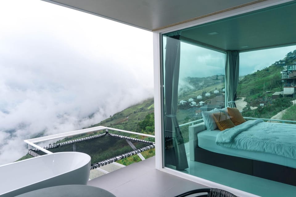 Bed, Natural landscape, Balcony/Terrace, Bedroom, Mountain view