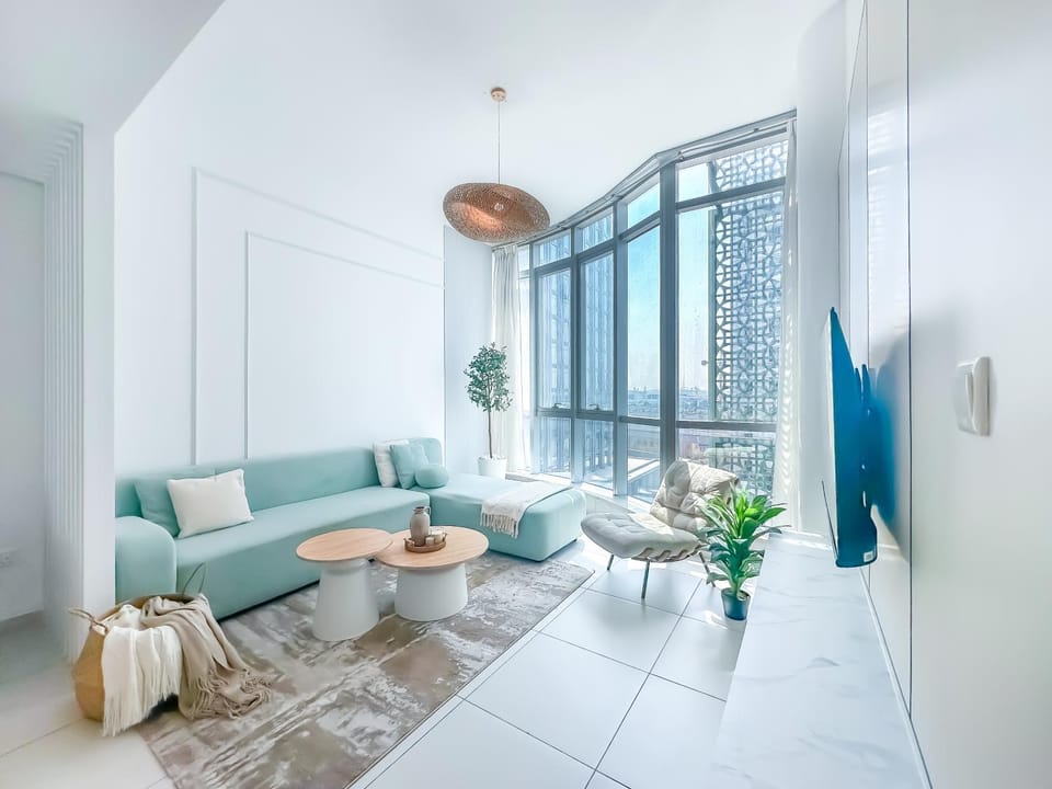 Amazing Roof Top Pool in Nice 1 BHK Flat in Marina Apartment in Dubai