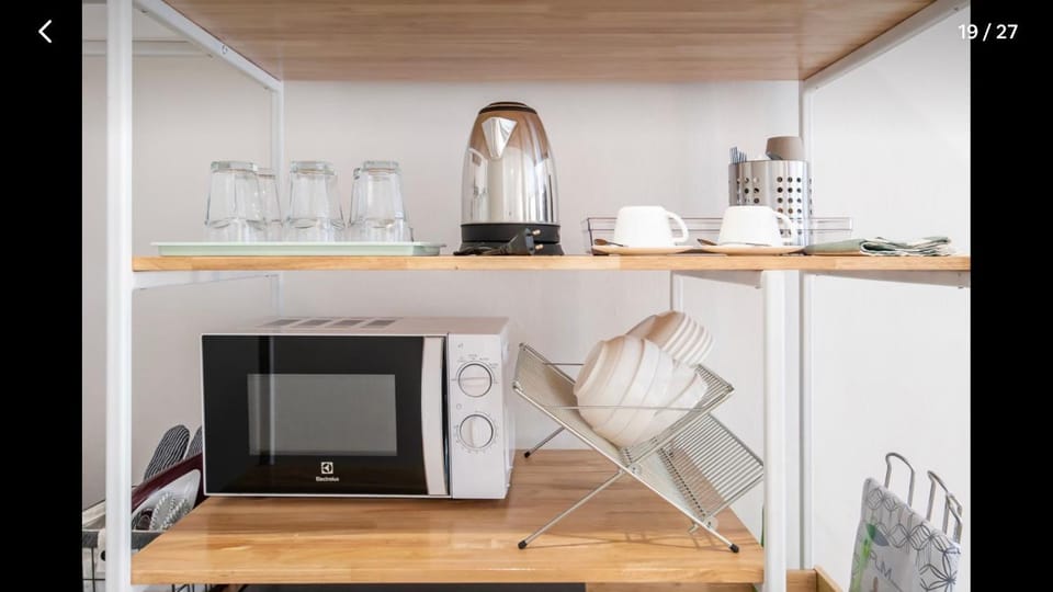 Coffee/tea facilities, minibar