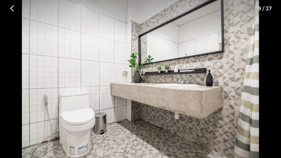 Toilet, Bathroom